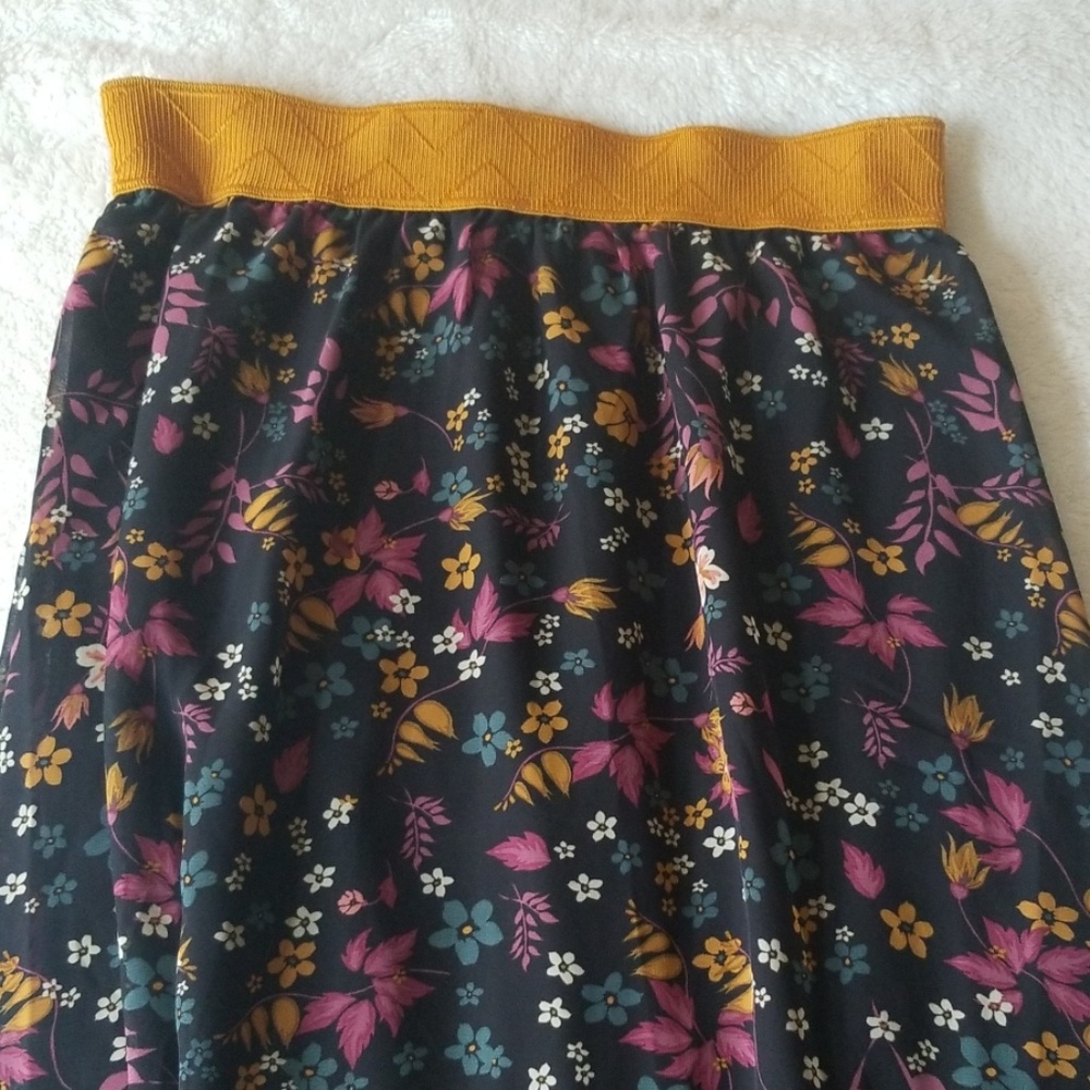 Lularoe lola skirt